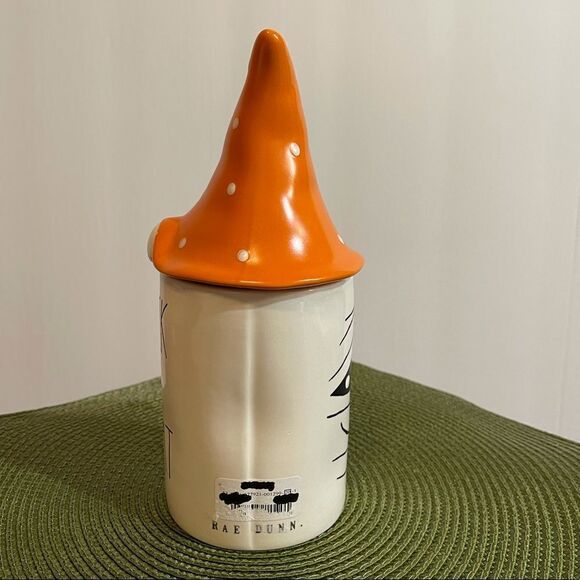 Rae Dunn Gnome candle with removeable top NWT - Picture 6 of 14